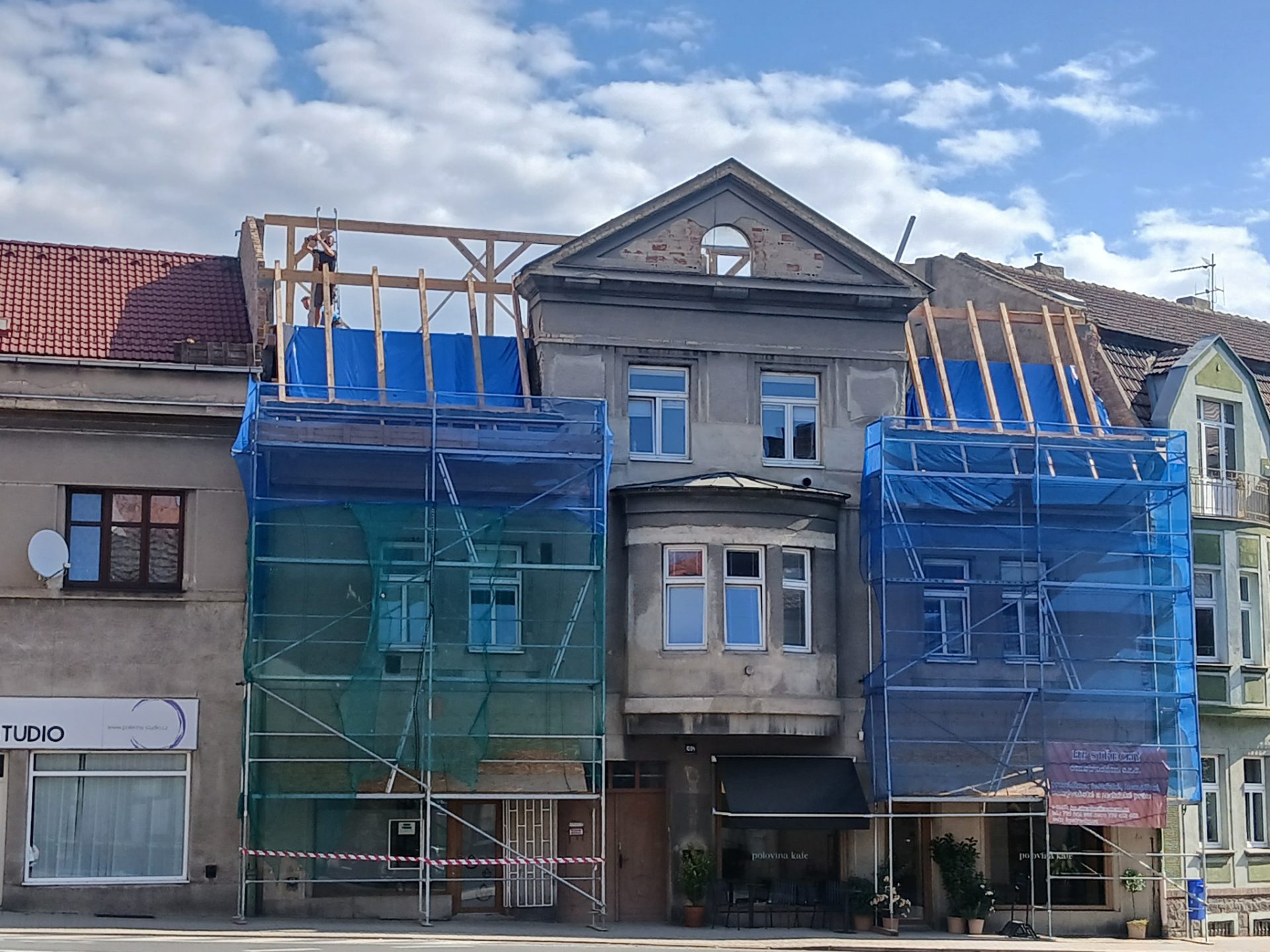 Přestavba rodinného domu na bytový dům – před rekonstrukcí